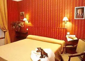 Montreal Hotel 4*